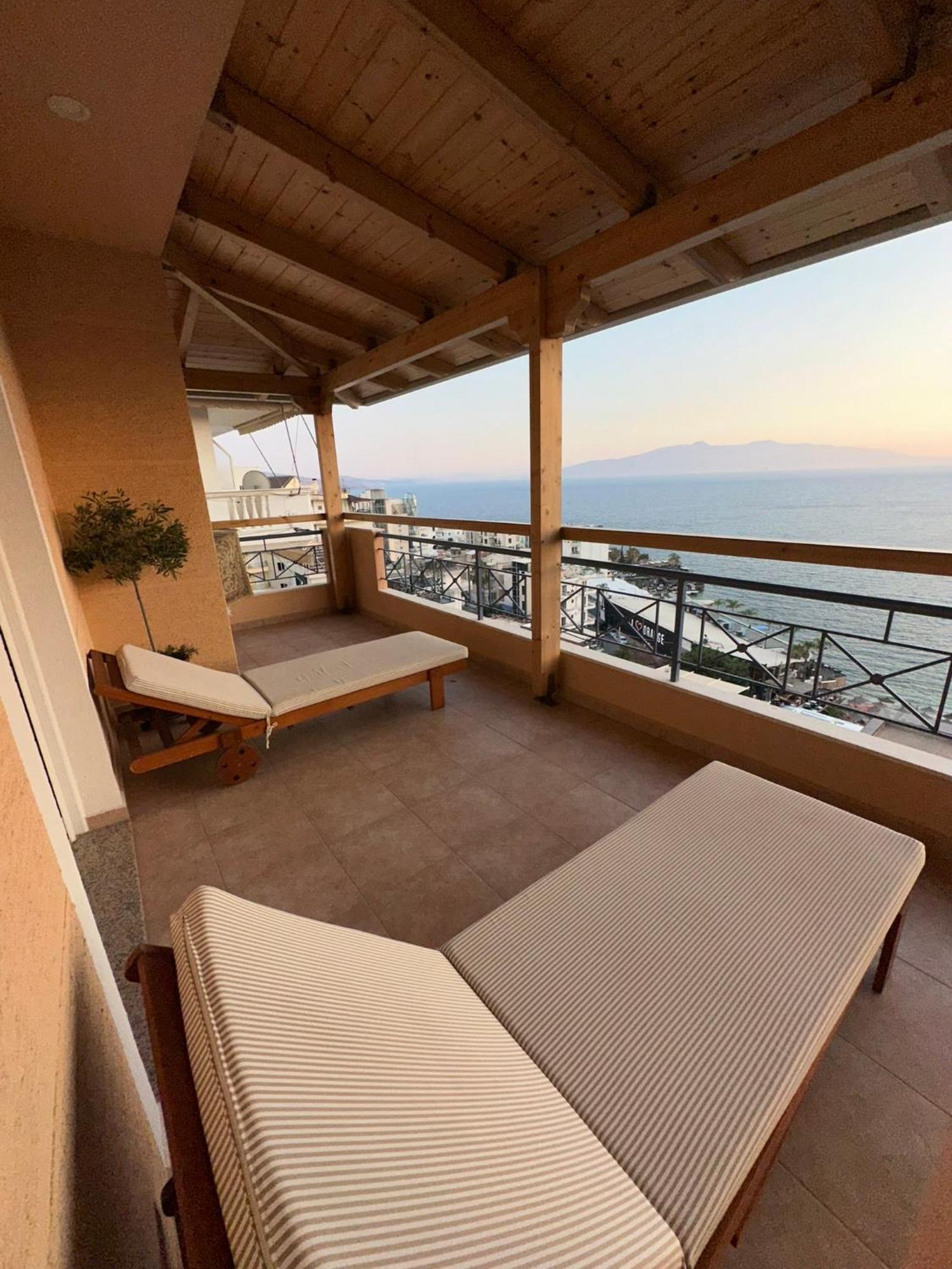Apartament Hermes Sarandë Esterno foto