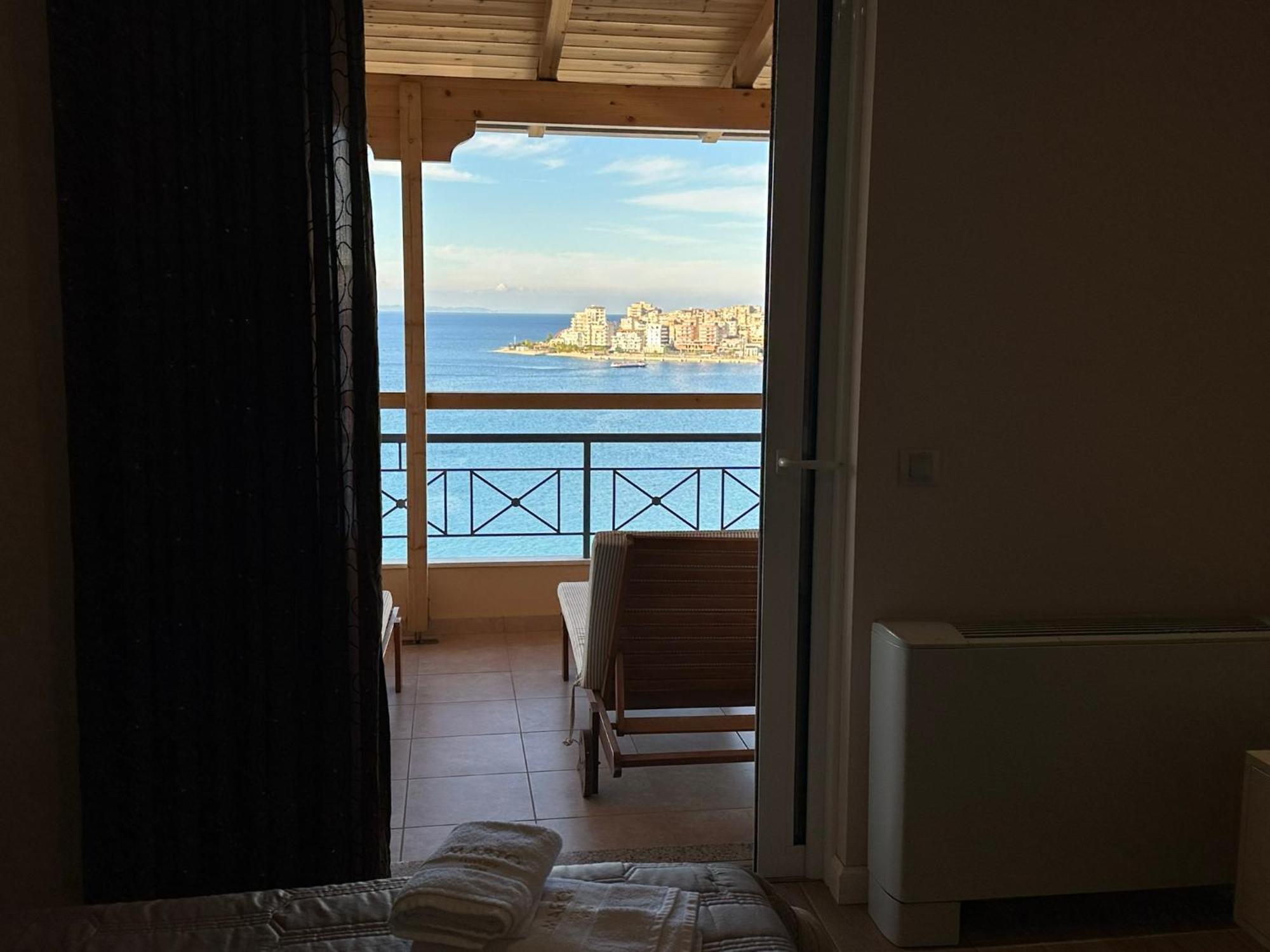 Apartament Hermes Sarandë Esterno foto