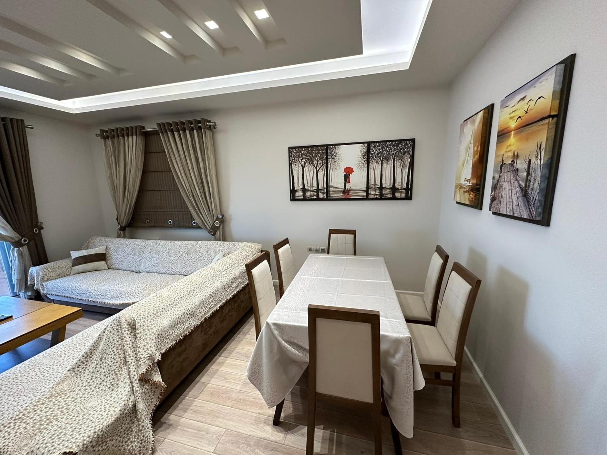 Apartament Hermes Sarandë Esterno foto