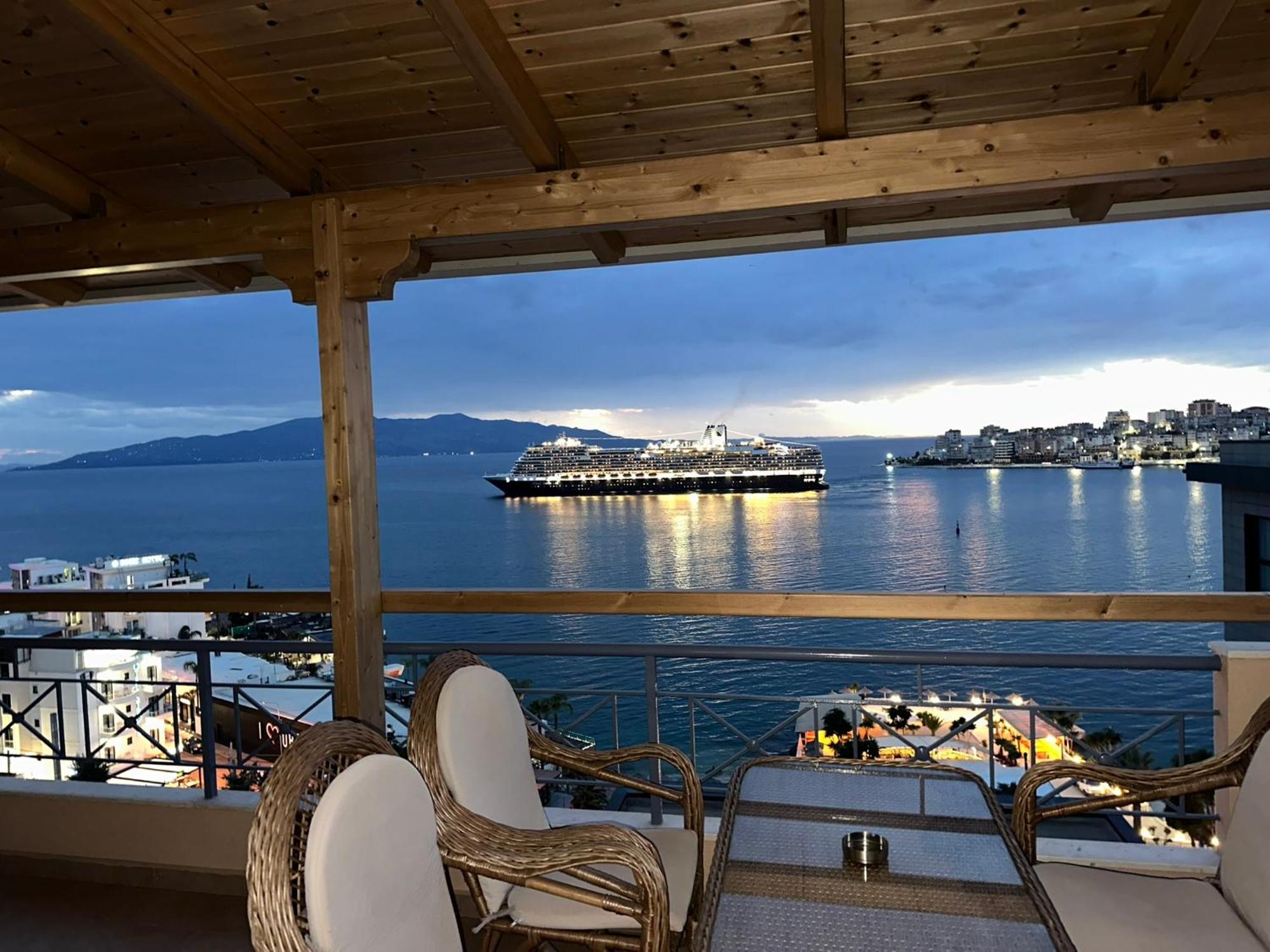 Apartament Hermes Sarandë Esterno foto