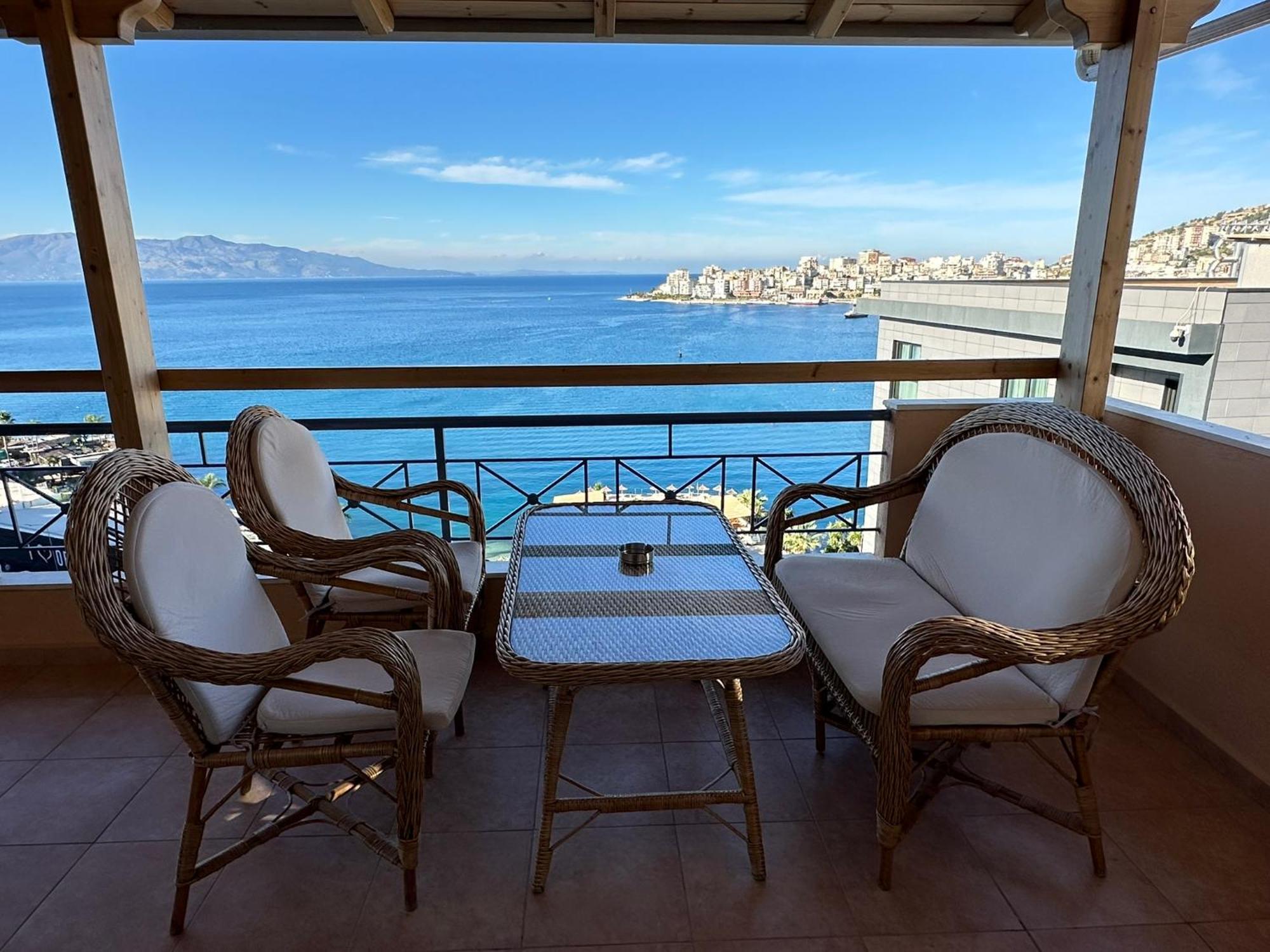 Apartament Hermes Sarandë Esterno foto