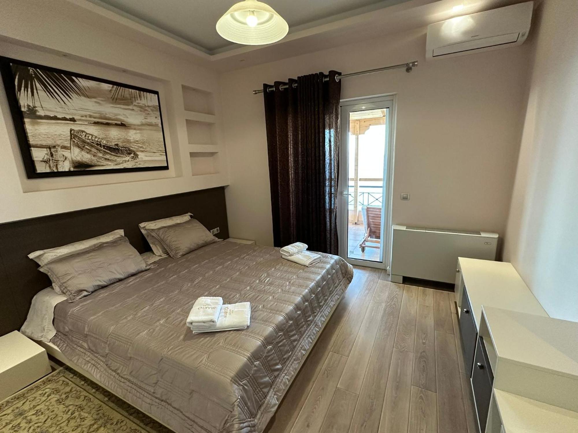 Apartament Hermes Sarandë Esterno foto