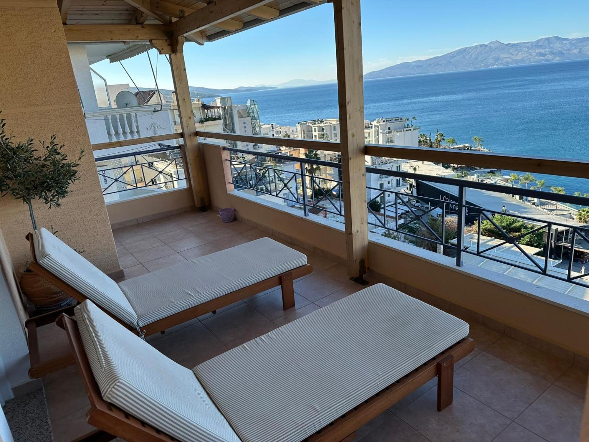 Apartament Hermes Sarandë Esterno foto